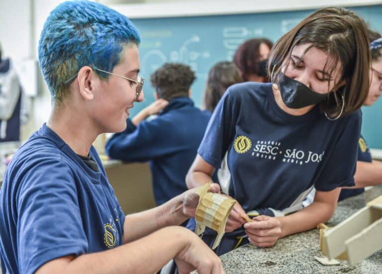 Sesc PR e Grupo Bom Jesus ofertam vagas gratuitas para Ensino Médio em Curitiba