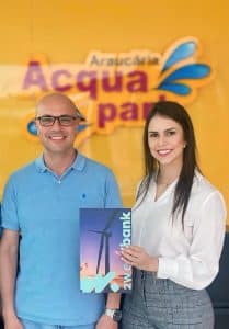 Daniel Roberto, Gestor do Acqua Park e Keyla Braga, Executiva da 2W no Paraná.