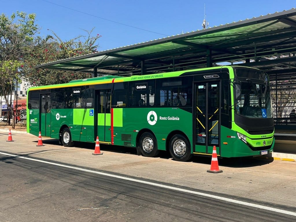 Superônibus Volkswagen revoluciona o mercado e agrada clientes em todo o Brasil