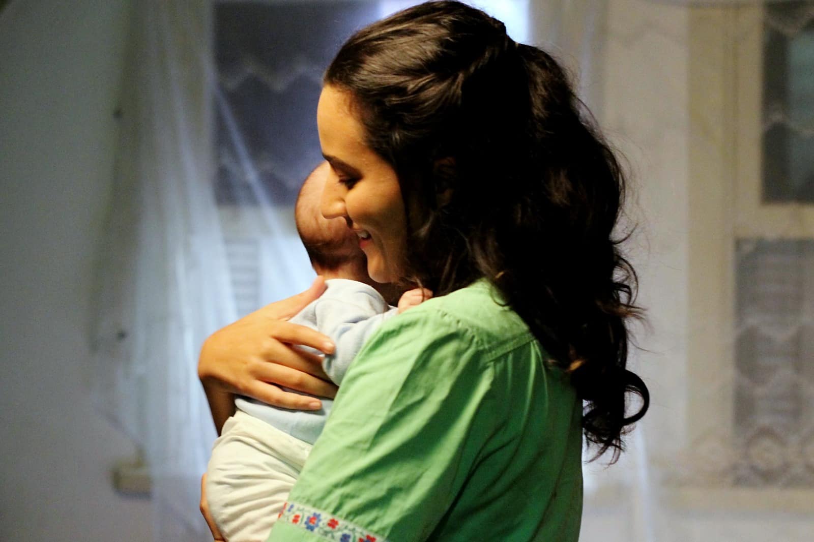 Fernanda Vilela, curitibana, lança no Brasil curta-metragem premiado mundialmente