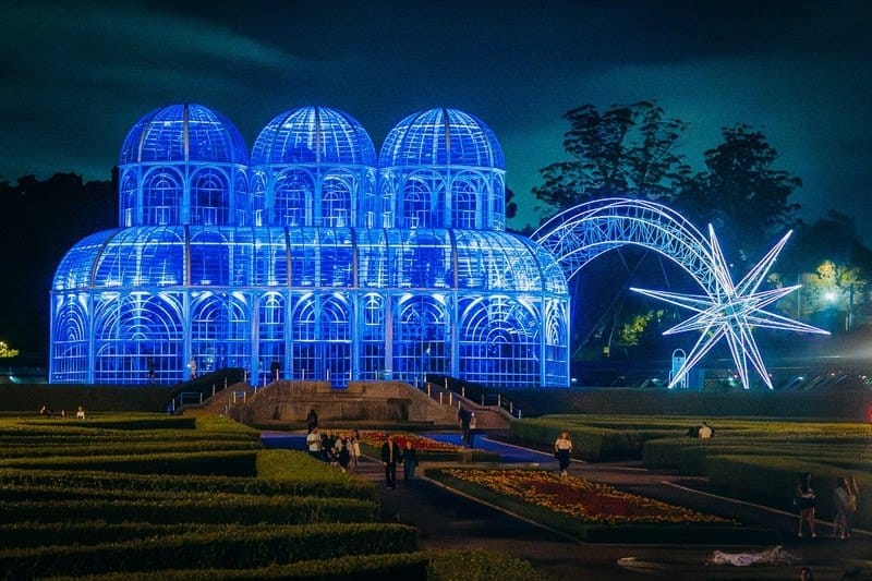 Ademicon Ilumina o Natal no Jardim Botânico de Curitiba