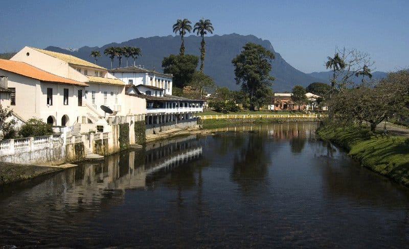 Verão no Paraná: Destinos imperdíveis para férias