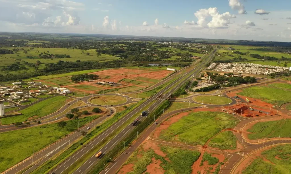 BNDES libera R$ 6,4 bi para rodovias no Paraná